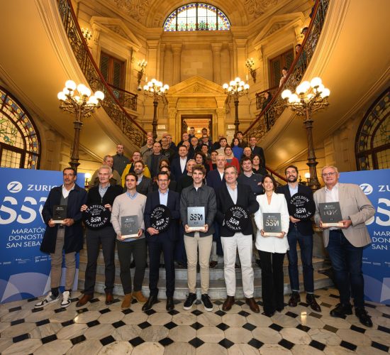 @fotorunners.es -RUEDA DE PRENSA MARATON DONOSTIA 2025-286936